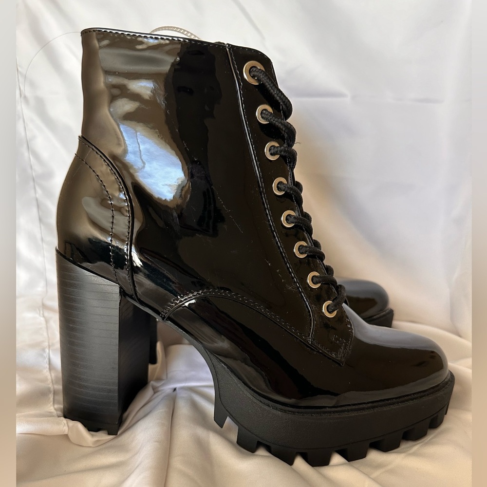 New Lace Up Block Heel Platform Ankle Boot - image 5